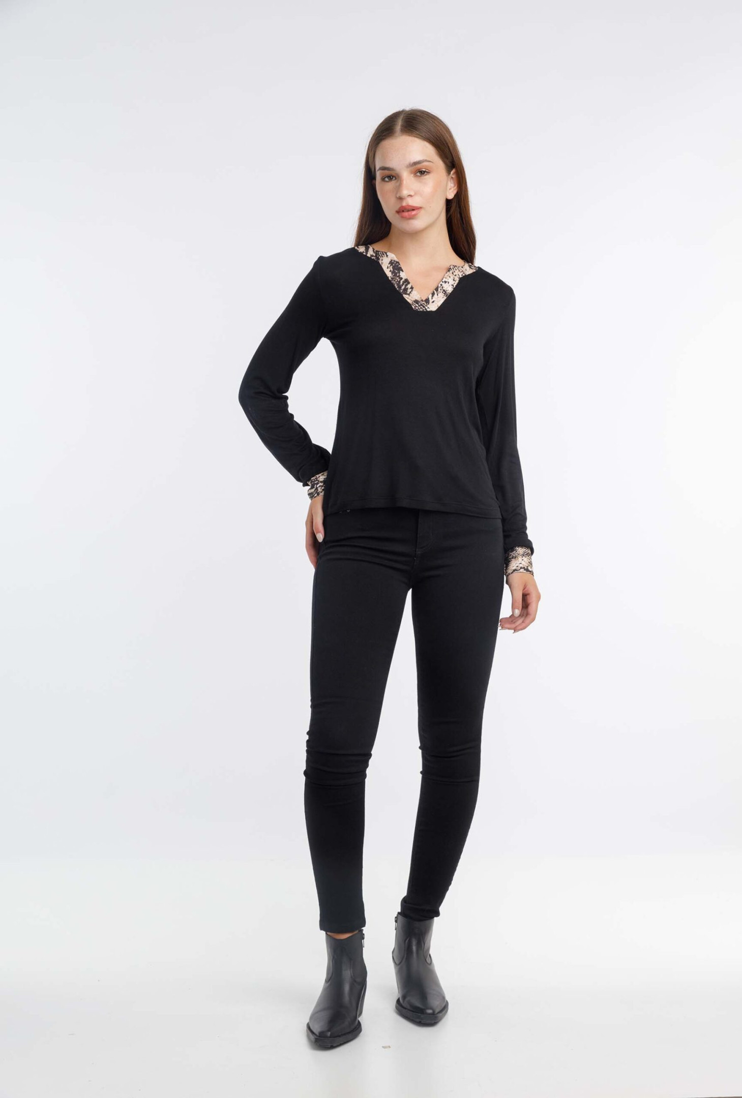REMERA CHITA